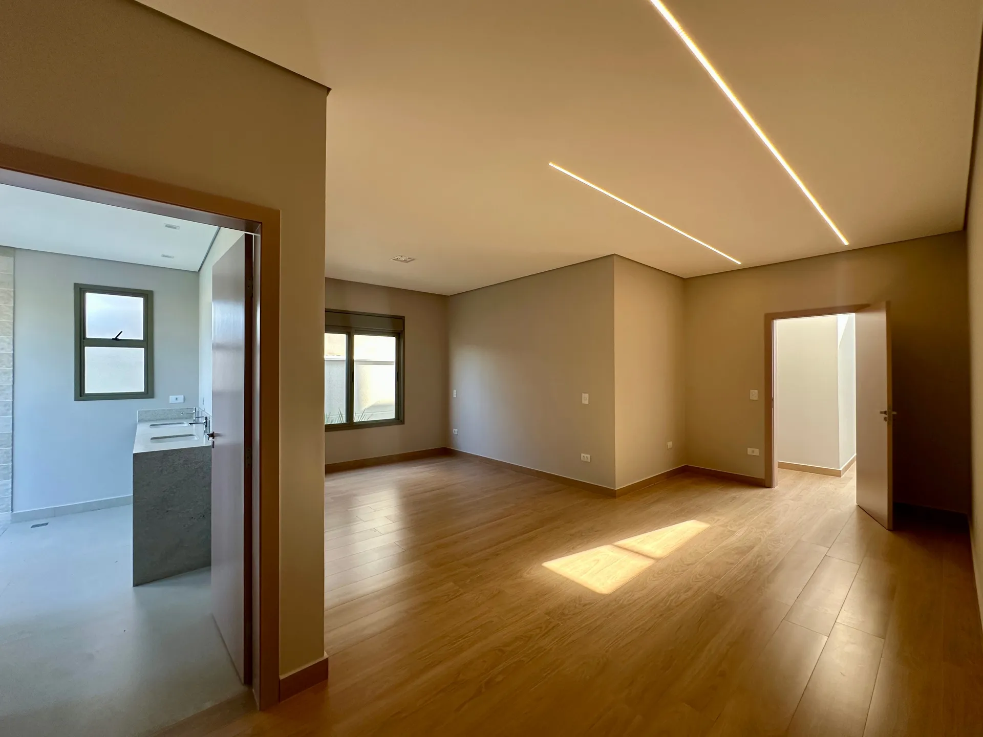 Casa, 3 quartos, 278 m² - Foto 24