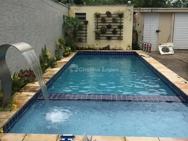 Casa 3 quartos e 3 banheiros, à venda, no bairro Gurupi em Teresina