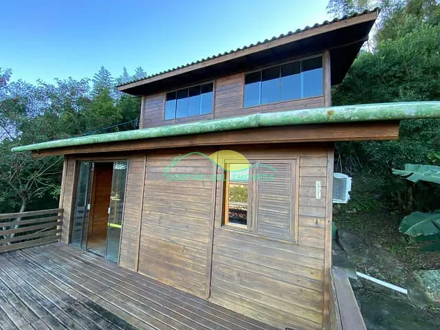 Casa com 720m² 2 quartos e 1 banheiro, à venda, no bairro Morro das Pedras em Florianópolis