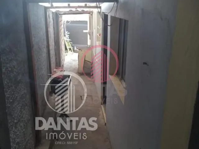 Casa 1 quarto e 1 banheiro, à venda, no bairro Jaguaribe em Osasco