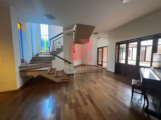 Casa 4 quartos e 2 banheiros, à venda, no bairro Cidade Jardim em Pirassununga