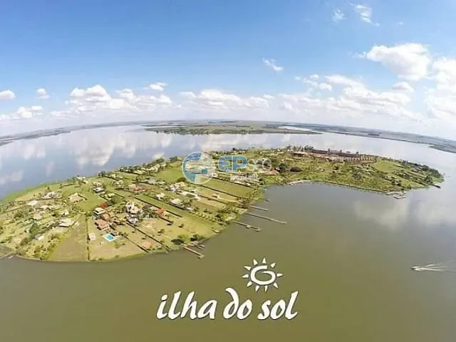 Casa com 1250m² 4 quartos e 3 banheiros, à venda ou para alugar, no bairro Condomínio Ilha do Sol em Primeiro de Maio