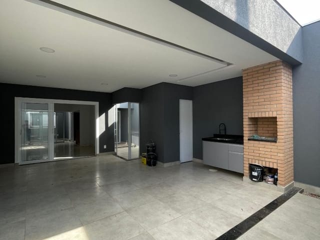 Casa com 150m² 3 quartos e 1 banheiro, à venda, no bairro Parque Universitário em Americana
