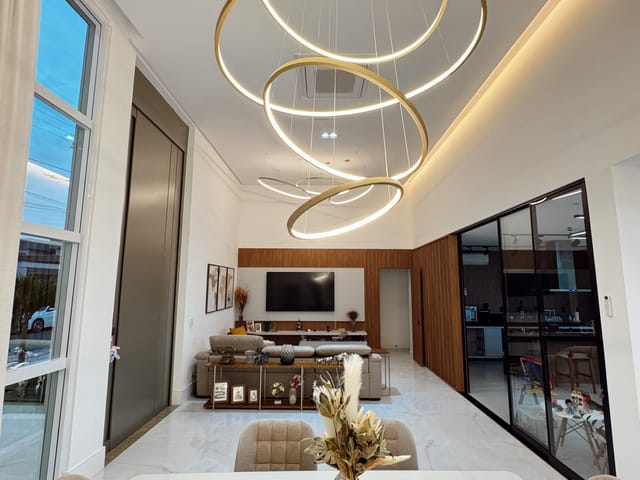 Casa com 500m² 3 quartos e 2 banheiros, à venda, no bairro Boulevard Lagoa em Serra