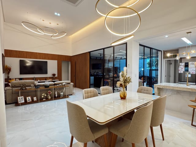 Casa com 500m² 3 quartos e 2 banheiros, à venda, no bairro Boulevard Lagoa em Serra