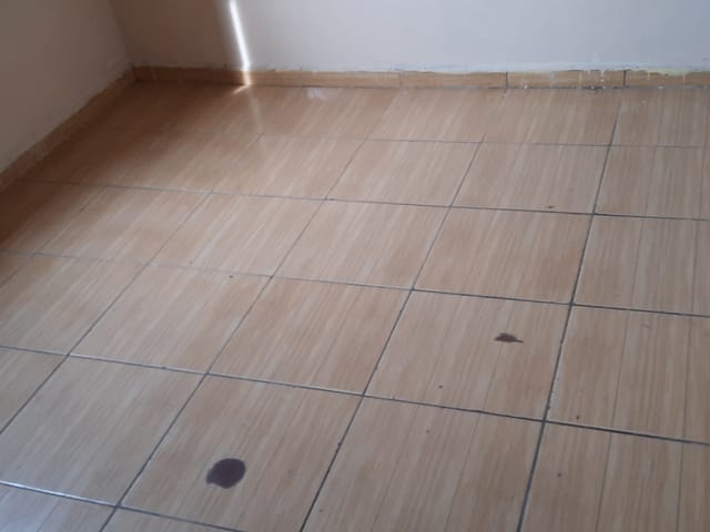 Casa com 250m² 1 quarto e 1 banheiro, para alugar, no bairro Parque Valença I em Campinas