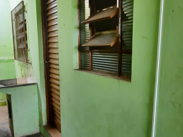 Casa com 250m² 1 quarto e 1 banheiro, para alugar, no bairro Parque Valença I em Campinas