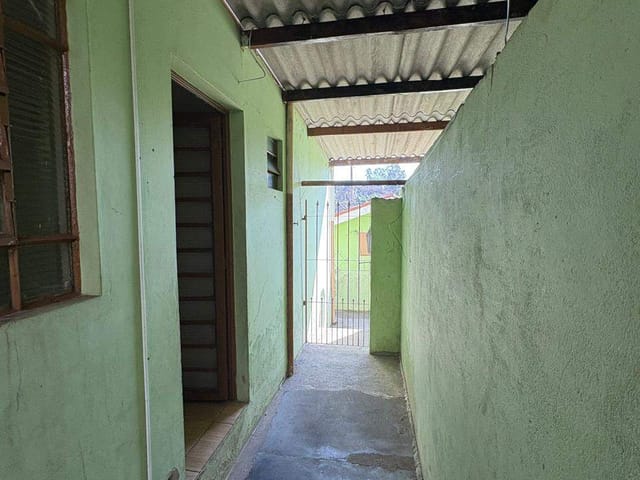Casa com 250m² 1 quarto e 1 banheiro, para alugar, no bairro Parque Valença I em Campinas