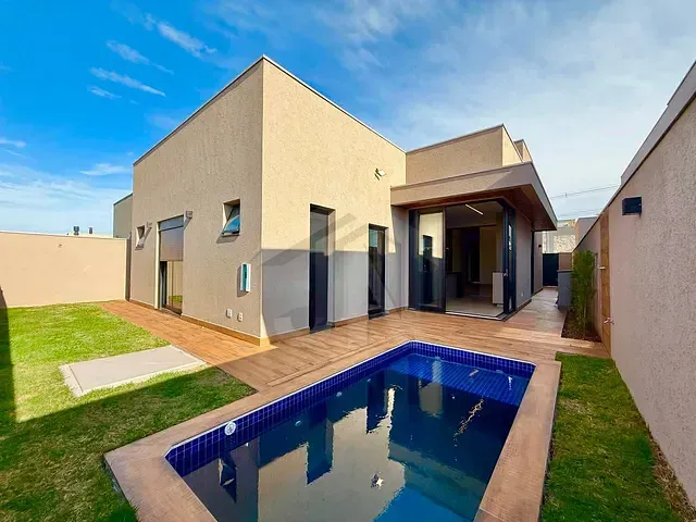 Casa com 350m² 4 quartos e 5 banheiros, à venda, no bairro Vila do Golf em Ribeirão Preto