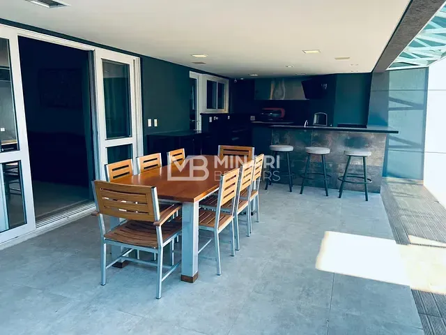 Casa 3 quartos e 6 banheiros, à venda, no bairro Alphaville em Santana de Parnaíba