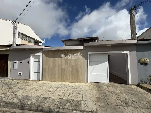Casa com 200m² 4 quartos e 1 banheiro, à venda, no bairro Boa Vista em Vitória da Conquista