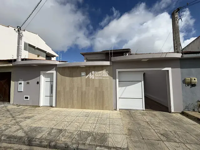 Casa com 200m² 4 quartos e 1 banheiro, à venda, no bairro Boa Vista em Vitória da Conquista