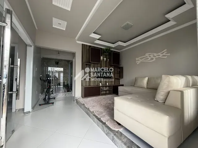 Casa com 200m² 4 quartos e 1 banheiro, à venda, no bairro Boa Vista em Vitória da Conquista