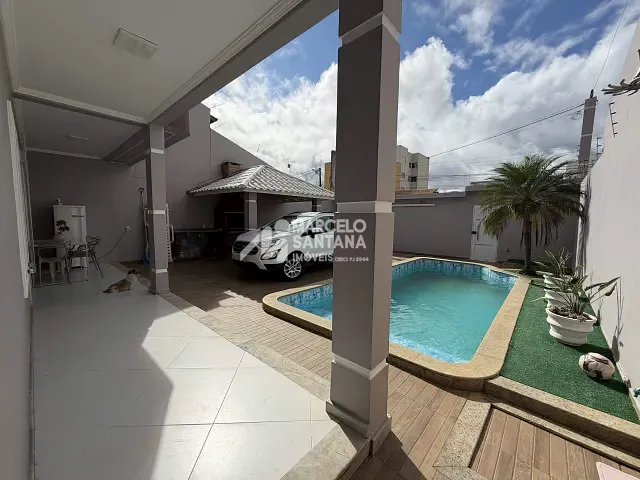Casa com 200m² 4 quartos e 1 banheiro, à venda, no bairro Boa Vista em Vitória da Conquista