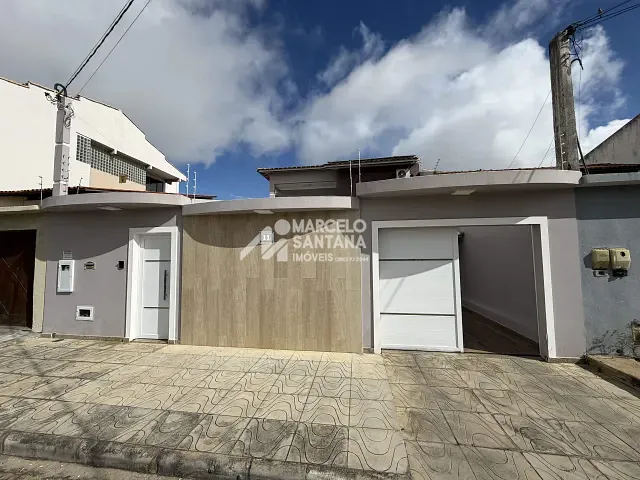 Casa com 200m² 4 quartos e 1 banheiro, à venda, no bairro Boa Vista em Vitória da Conquista