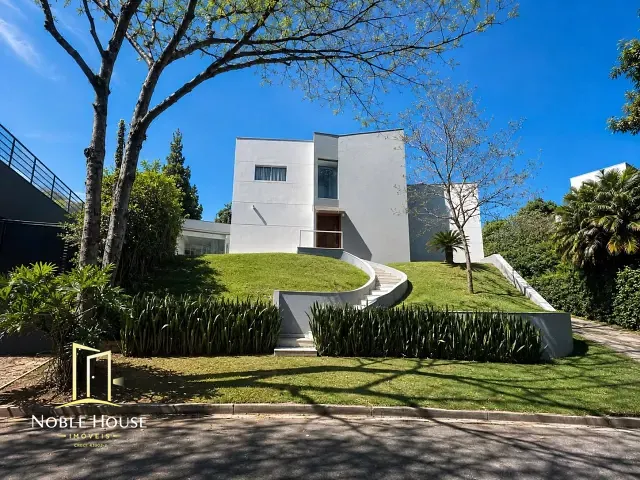 Casa com 862m² 3 quartos e 3 banheiros, para alugar, no bairro Marambaia em Vinhedo