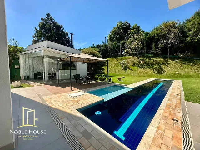 Casa com 862m² 3 quartos e 3 banheiros, para alugar, no bairro Marambaia em Vinhedo