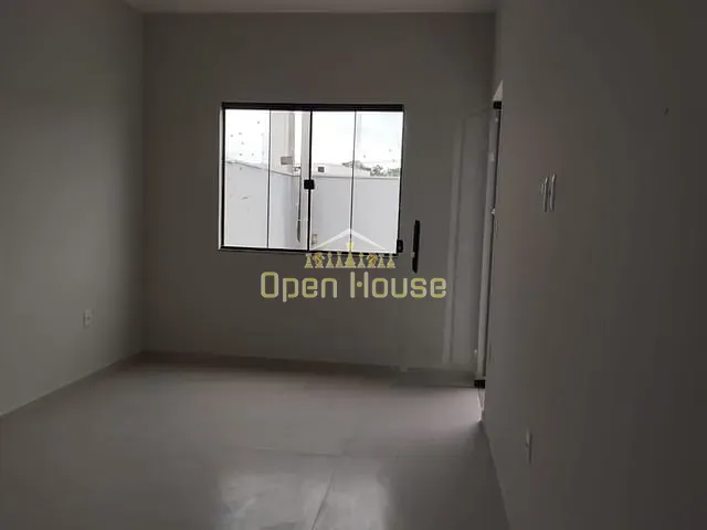 Casa 2 quartos e 1 banheiro, à venda, no bairro Arvoredo em Pinheiral