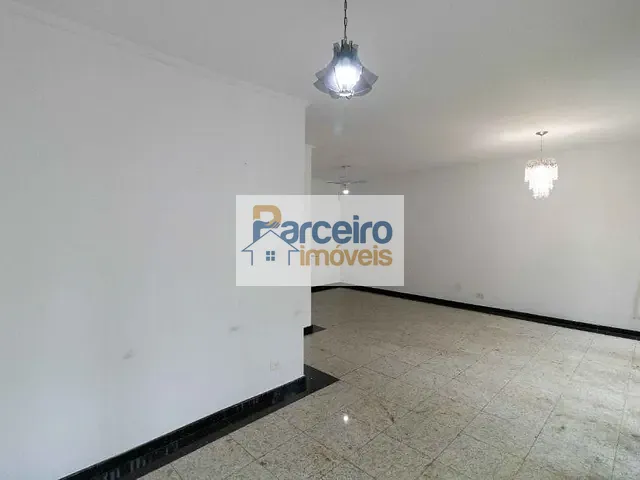 Casa com 350m² 4 quartos e 5 banheiros, à venda, no bairro Vila Aricanduva em São Paulo