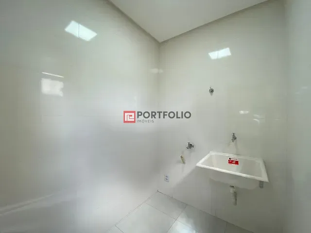 Casa com 210m² 3 quartos e 4 banheiros, à venda, no bairro Jardim Atlântico em Goiânia
