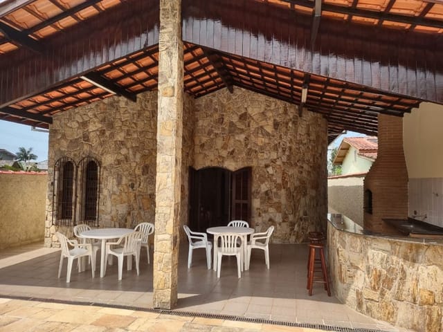 Foto do Casa - Casa à venda 4 Quartos, 1 Suite, 7 Vagas, 450M², Massaguaçu, Caraguatatuba - SP | RUSSI IMÓVEIS