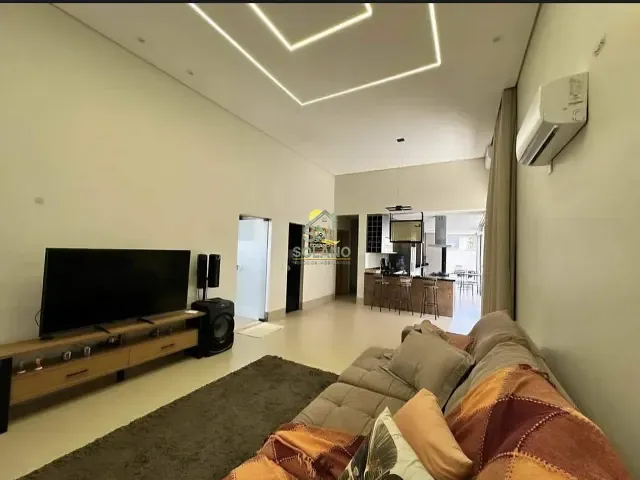 Casa com 152m² 3 quartos e 4 banheiros, à venda, no bairro Parqville Pinheiros em Aparecida de Goiânia