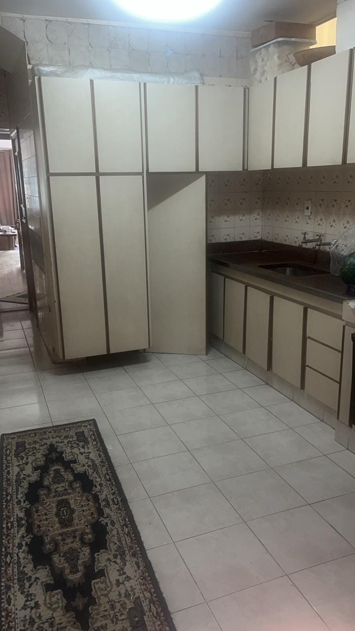 Casa para alugar com 3 quartos, 120m² - Foto 11