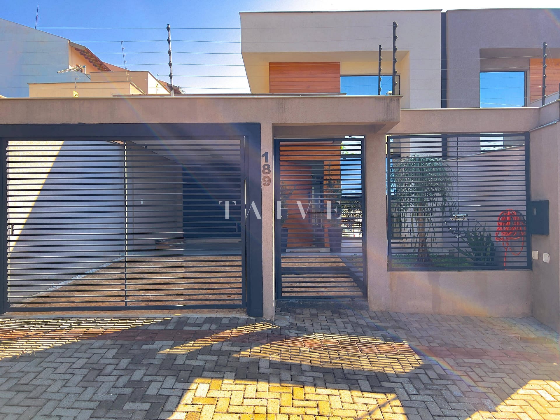 Casa à venda com 3 quartos, 118m² - Foto 3