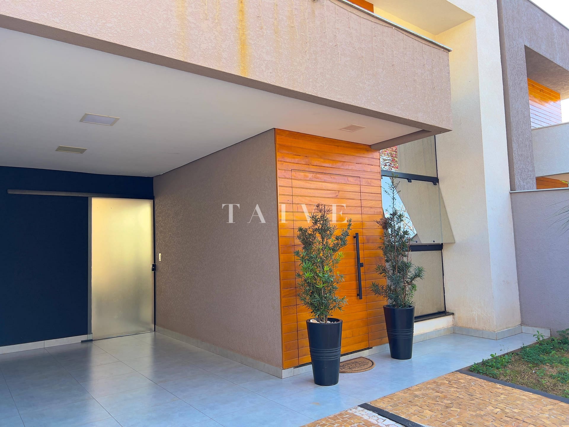 Casa à venda com 3 quartos, 118m² - Foto 2