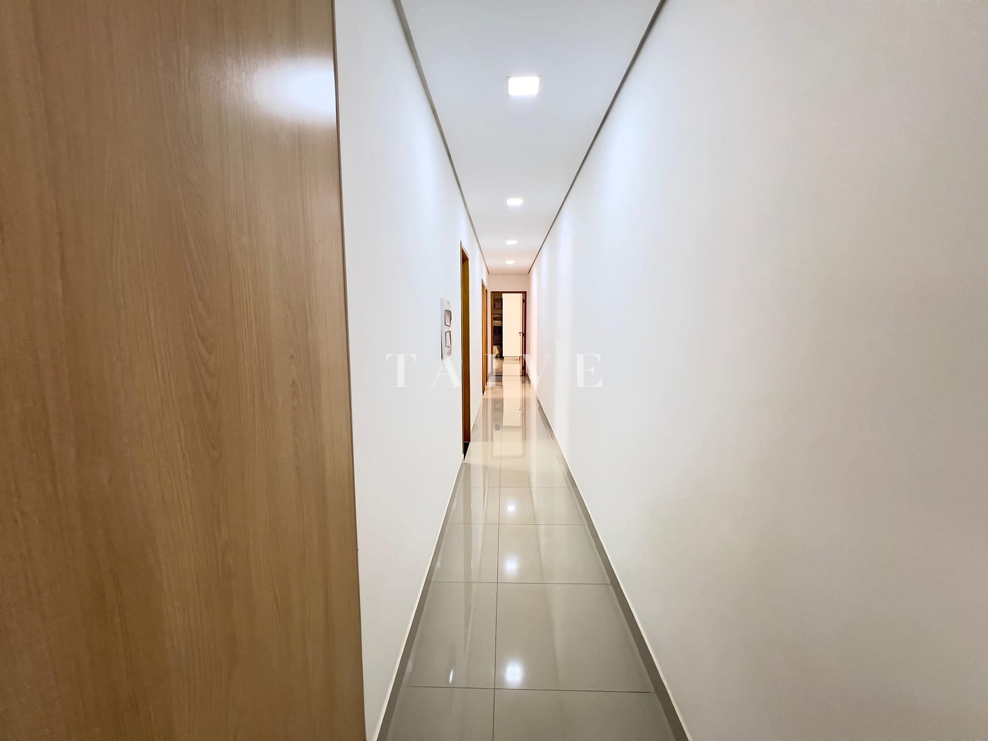 Casa à venda com 3 quartos, 118m² - Foto 13