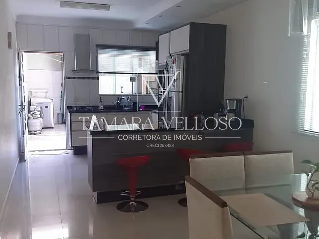 Casa 3 quartos e 3 banheiros, à venda, no bairro Cézar de Souza em Mogi das Cruzes