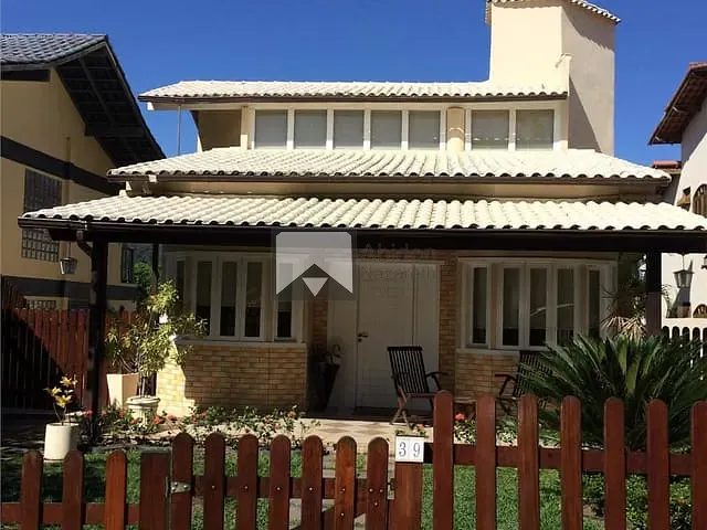 Casa com 360m² 3 quartos e 3 banheiros, à venda, no bairro Sape em Niterói