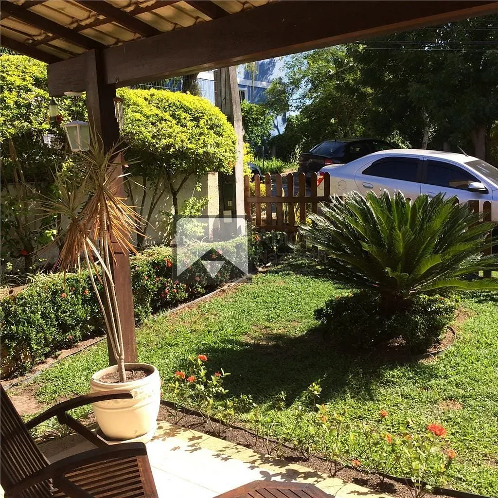 Casa, 3 quartos, 236 m² - Foto 2