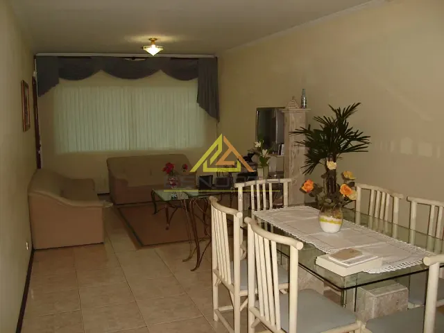 Casa com 250m² 3 quartos e 3 banheiros, à venda, no bairro Imirim em São Paulo