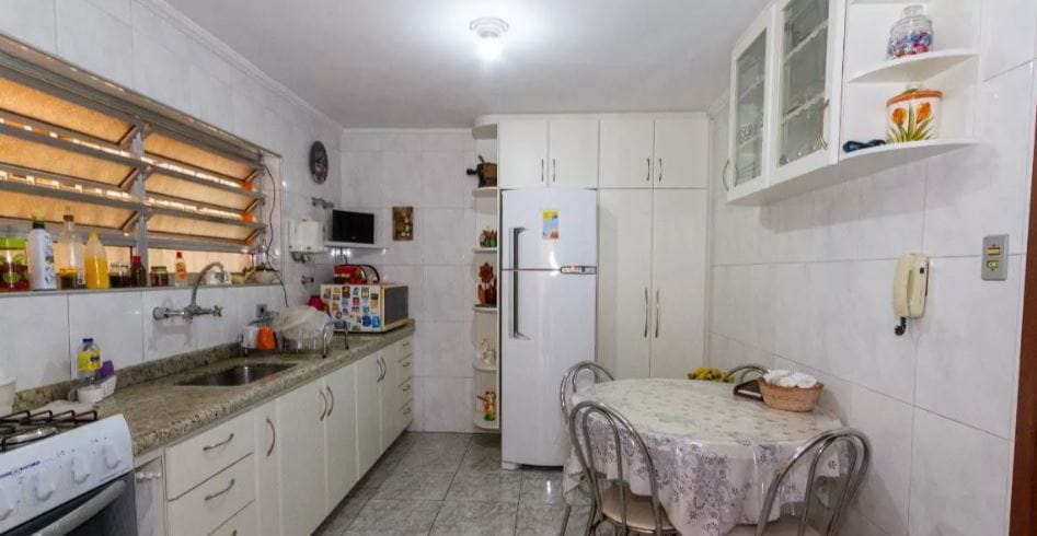 Casa, 2 quartos, 220 m² - Foto 4