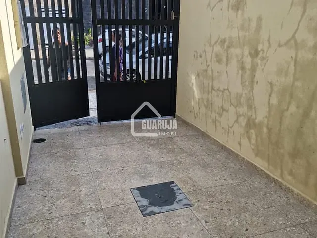 Casa 2 quartos e 2 banheiros, à venda, no bairro Jardim Boa Esperança (Vicente de Carvalho) em Guarujá