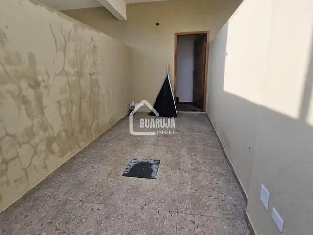 Casa 2 quartos e 2 banheiros, à venda, no bairro Jardim Boa Esperança (Vicente de Carvalho) em Guarujá