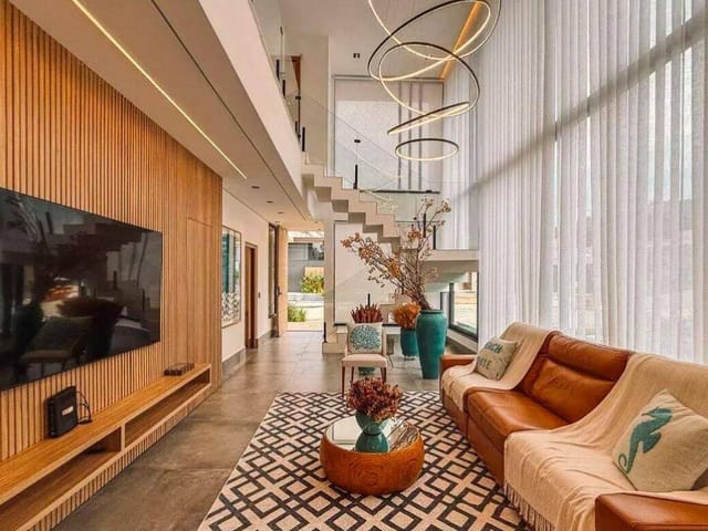 Casa com 369m² 5 quartos e 6 banheiros, à venda, no bairro Centro em Bertioga