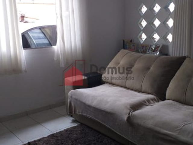 Casa com 225m², à venda, no bairro Conjunto Habitacional Terra dos Ipês I (Sul) em Pindamonhangaba