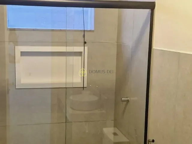 Casa com 250m² 3 quartos e 1 banheiro, à venda, no bairro Casa de Pedra em Volta Redonda