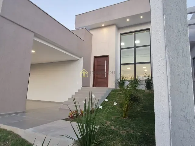 Casa com 250m² 3 quartos e 1 banheiro, à venda, no bairro Casa de Pedra em Volta Redonda