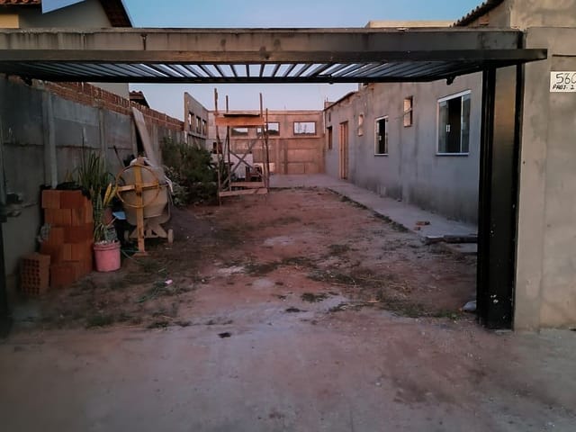 Casa com 200m² 2 quartos e 2 banheiros, à venda, no bairro Menezes 3 em Bady Bassitt