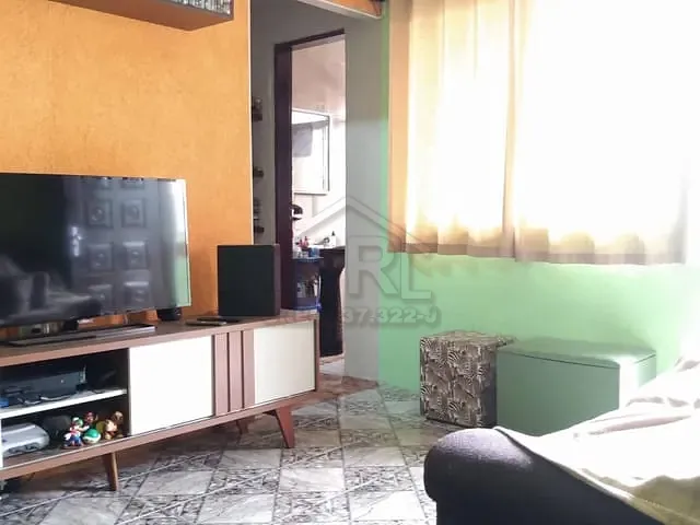 Casa com 125m² 2 quartos e 1 banheiro, à venda, no bairro Jardim Zaira em Mauá