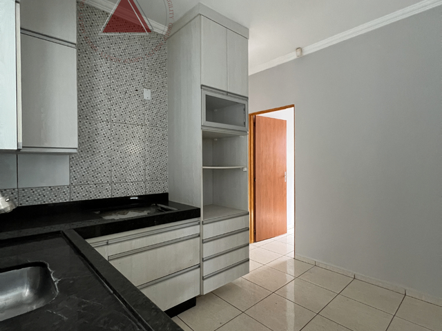 Casa com 209m² 3 quartos e 3 banheiros, à venda, no bairro Villagio Mundo Novo em Franca