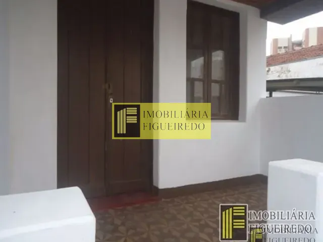 Casa com 80m² 2 quartos e 1 banheiro, para alugar, no bairro Parque Industrial em São José do Rio Preto