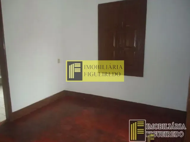 Casa com 80m² 2 quartos e 1 banheiro, para alugar, no bairro Parque Industrial em São José do Rio Preto