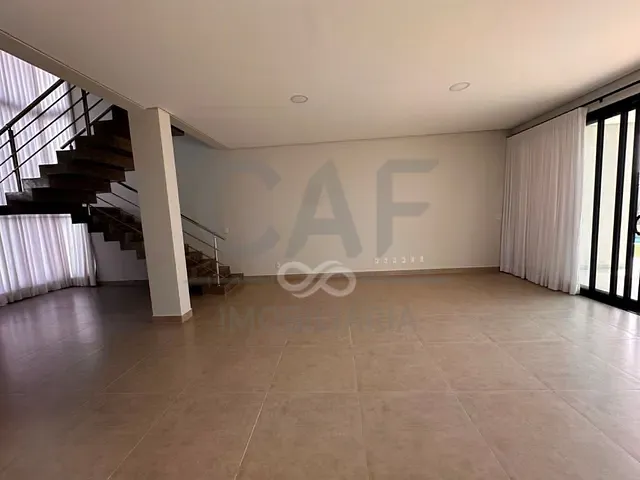 Casa com 580m² 3 quartos e 4 banheiros, à venda, no bairro Chácara São José em Jaguariúna
