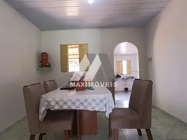 Casa com 360m² 2 quartos e 1 banheiro, à venda, no bairro Renascença em Araçuaí