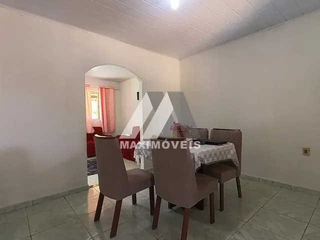 Casa com 360m² 2 quartos e 1 banheiro, à venda, no bairro Renascença em Araçuaí
