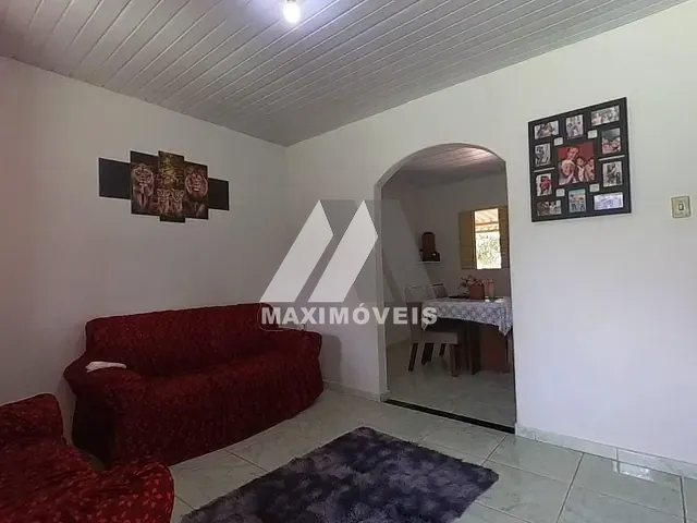 Casa com 360m² 2 quartos e 1 banheiro, à venda, no bairro Renascença em Araçuaí